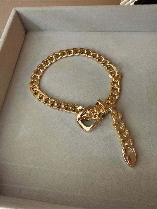 Jewelry - Choker/Necklace